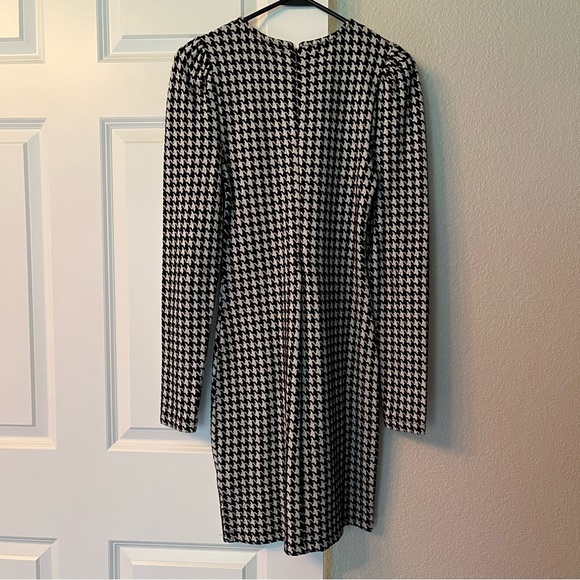 Who What Wear Houndstooth Dress - Picture 4 of 5